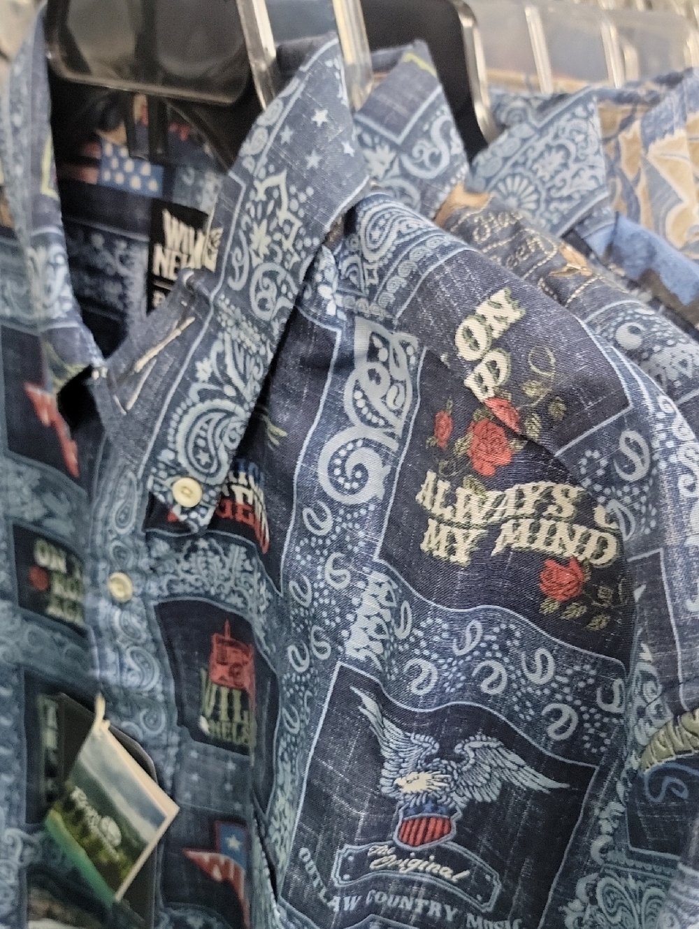 reyn spooner x Willie Nelson Americana Print Short-Sleeve Button-Down Shirt - Picture 5 of 16
